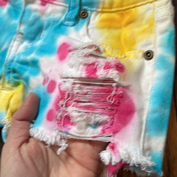 Denim shorts.  See all pics! Girls size 5 and 6.  Two pairs. - Picture 2 of 10